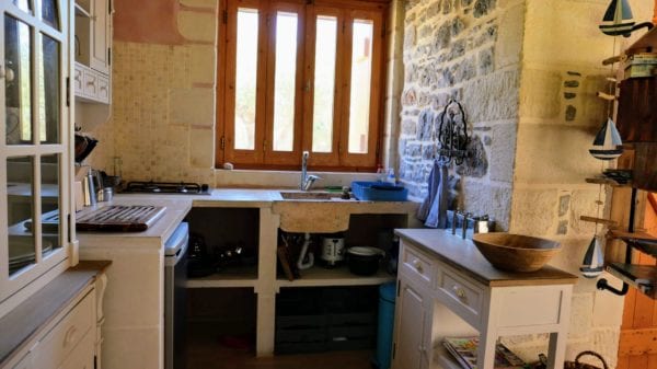 Compact but well-equipped kitchen