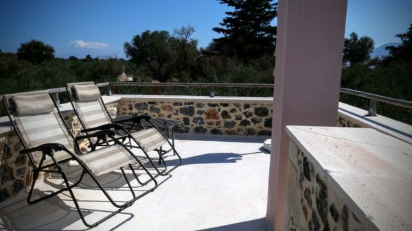 Roof terrace - reclining chairs